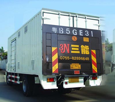 尾板材料選擇，鋁合金與鋼，哪個更結(jié)實？
